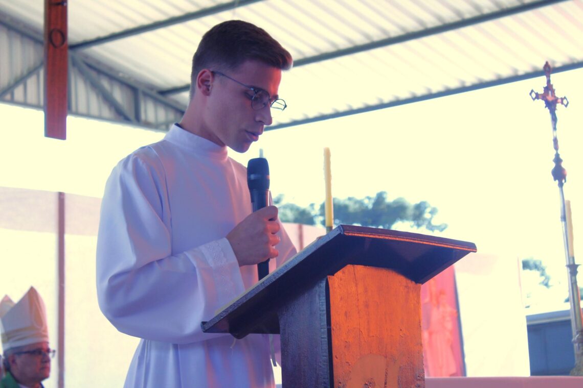 Fiéis Romeiros participam de Romaria Diocesana em Rio Claro do Sul