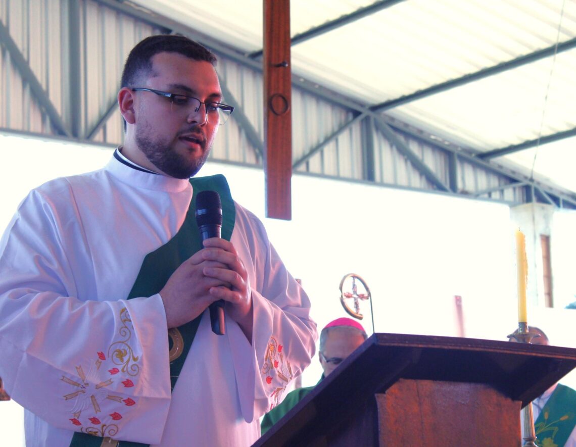 Fiéis Romeiros participam de Romaria Diocesana em Rio Claro do Sul