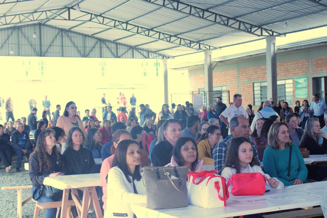 Fiéis Romeiros participam de Romaria Diocesana em Rio Claro do Sul