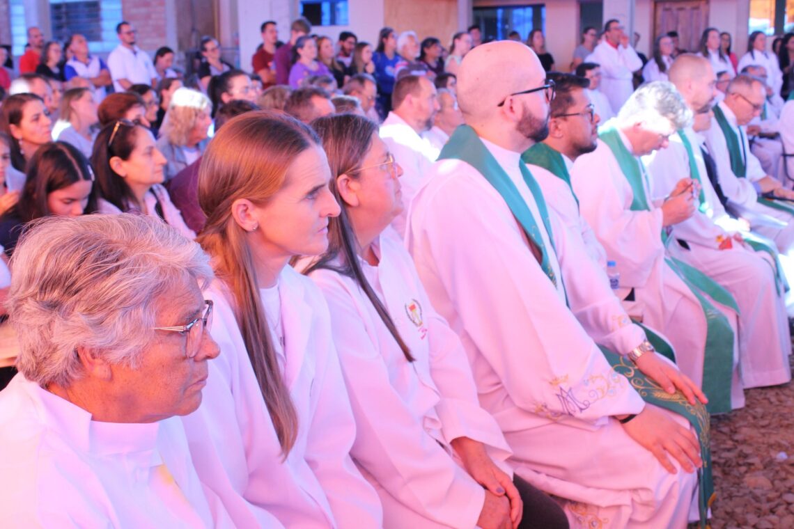 Fiéis Romeiros participam de Romaria Diocesana em Rio Claro do Sul