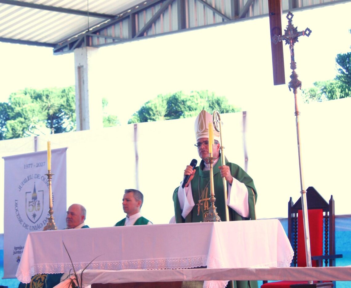 Fiéis Romeiros participam de Romaria Diocesana em Rio Claro do Sul