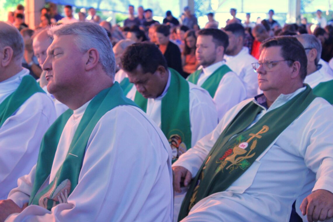 Fiéis Romeiros participam de Romaria Diocesana em Rio Claro do Sul