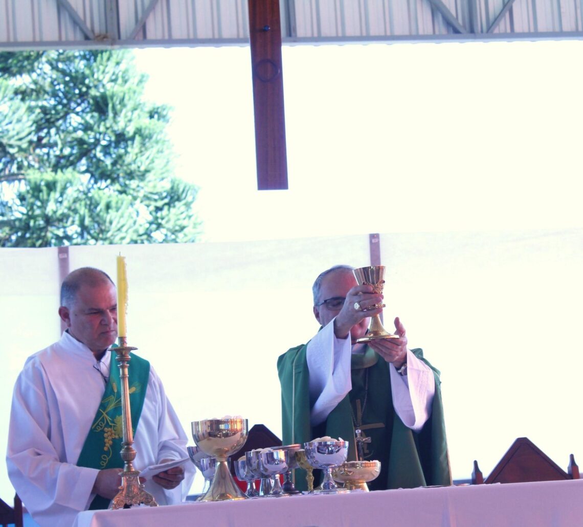 Fiéis Romeiros participam de Romaria Diocesana em Rio Claro do Sul