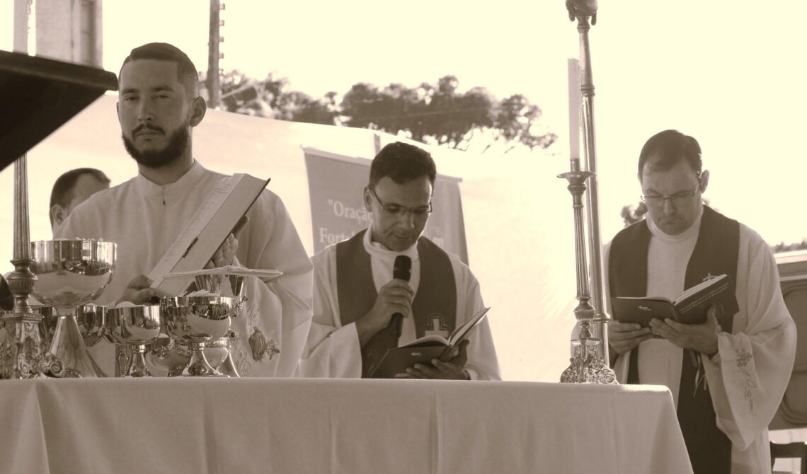 Fiéis Romeiros participam de Romaria Diocesana em Rio Claro do Sul