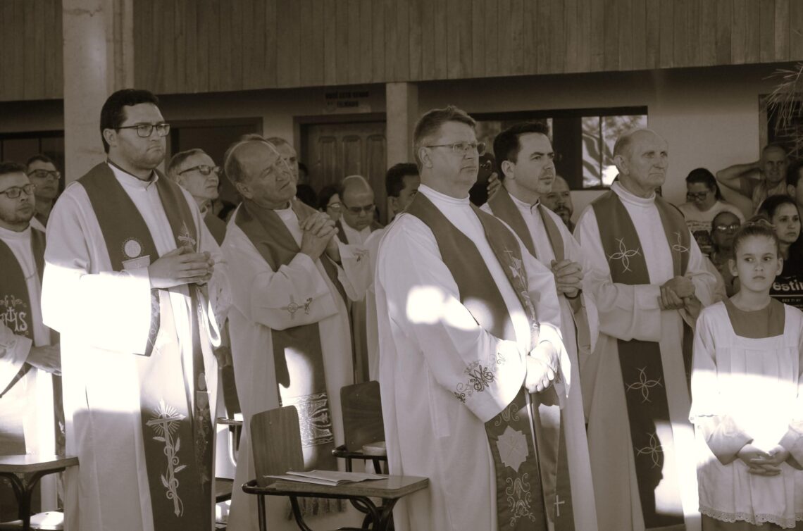 Fiéis Romeiros participam de Romaria Diocesana em Rio Claro do Sul