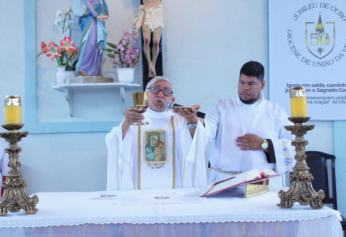 Campanário na Paróquia Nossa Senhora das Dores foi inaugurado no dia 12 de outubro