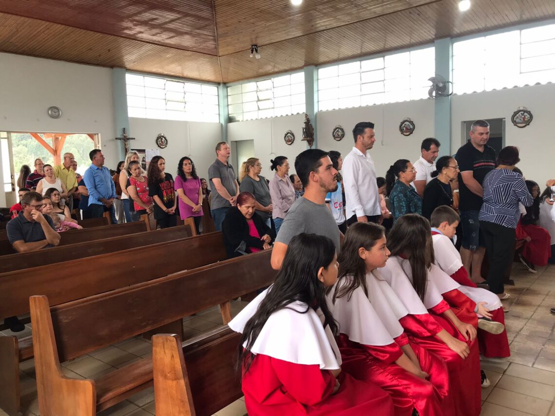 Campanário na Paróquia Nossa Senhora das Dores foi inaugurado no dia 12 de outubro