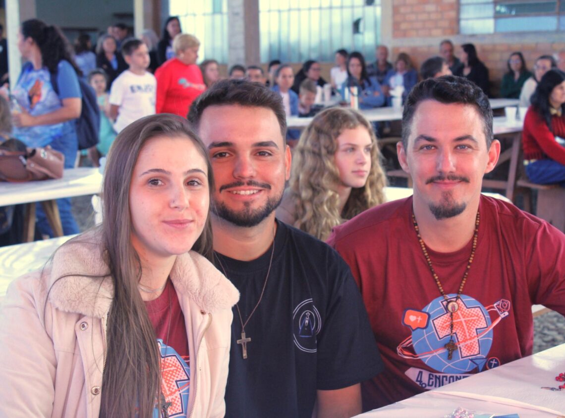 Fiéis Romeiros participam de Romaria Diocesana em Rio Claro do Sul