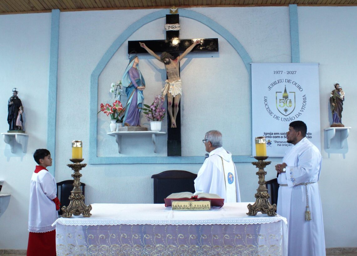 Campanário na Paróquia Nossa Senhora das Dores foi inaugurado no dia 12 de outubro