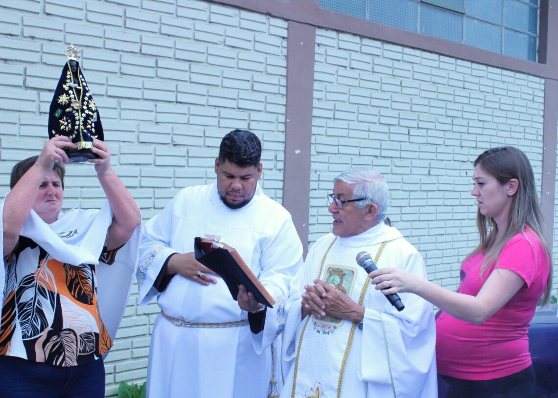 Campanário na Paróquia Nossa Senhora das Dores foi inaugurado no dia 12 de outubro
