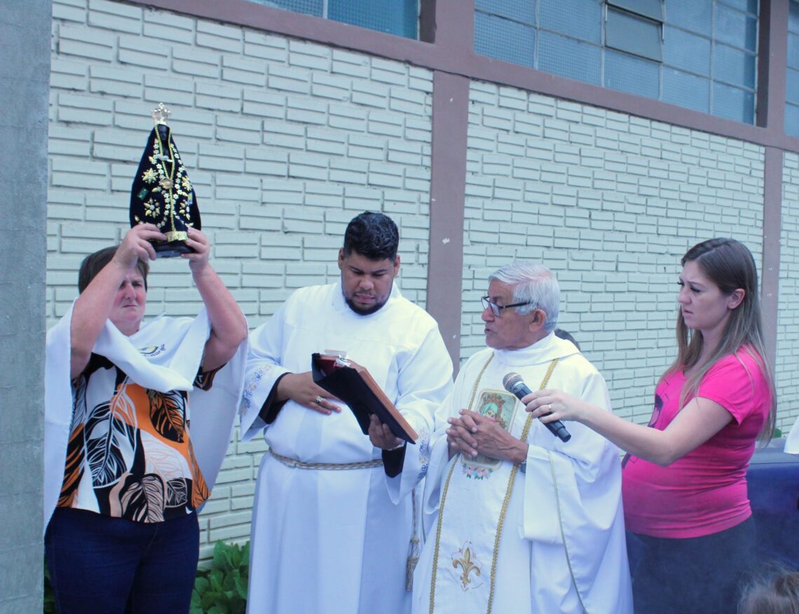 Campanário na Paróquia Nossa Senhora das Dores foi inaugurado no dia 12 de outubro