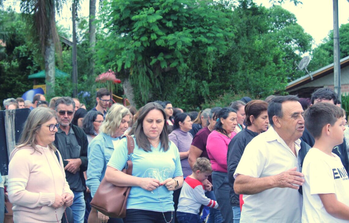 Fiéis Romeiros participam de Romaria Diocesana em Rio Claro do Sul