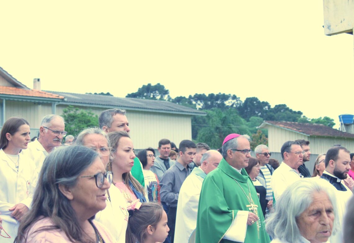 Fiéis Romeiros participam de Romaria Diocesana em Rio Claro do Sul