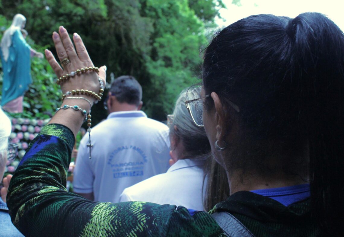 Fiéis Romeiros participam de Romaria Diocesana em Rio Claro do Sul