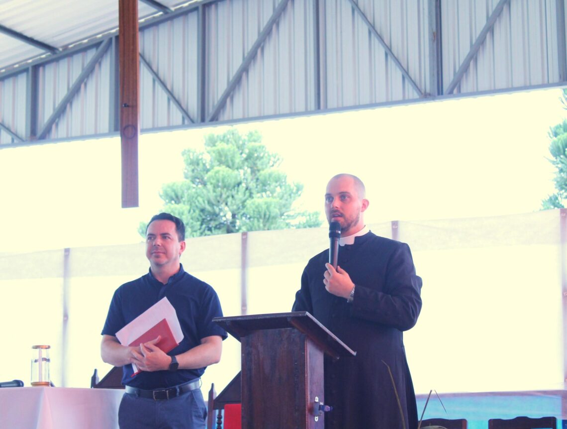 Fiéis Romeiros participam de Romaria Diocesana em Rio Claro do Sul