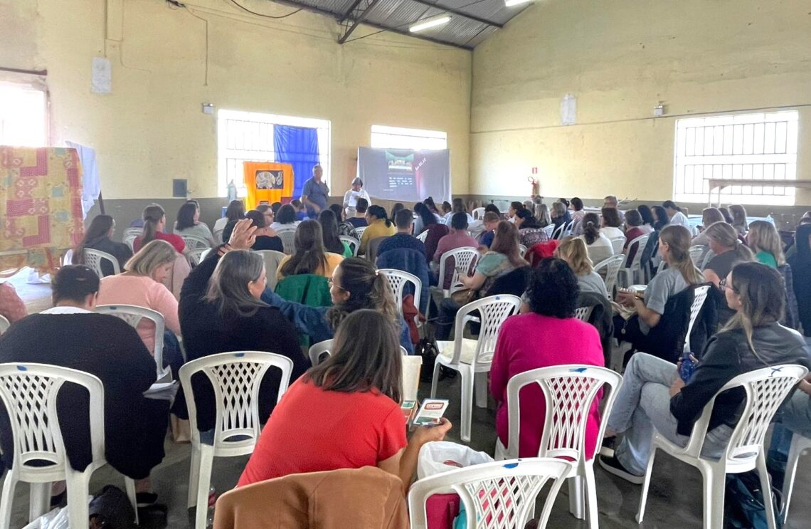 Terceira Etapa da Escola Bíblico-Catequética aconteceu na Paróquia Nossa Senhora do Rocio
