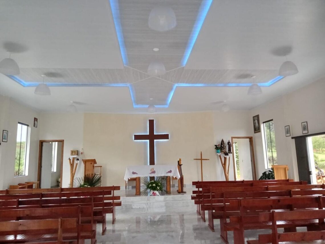 Paróquia de Sant’Ana inaugura nova Capela