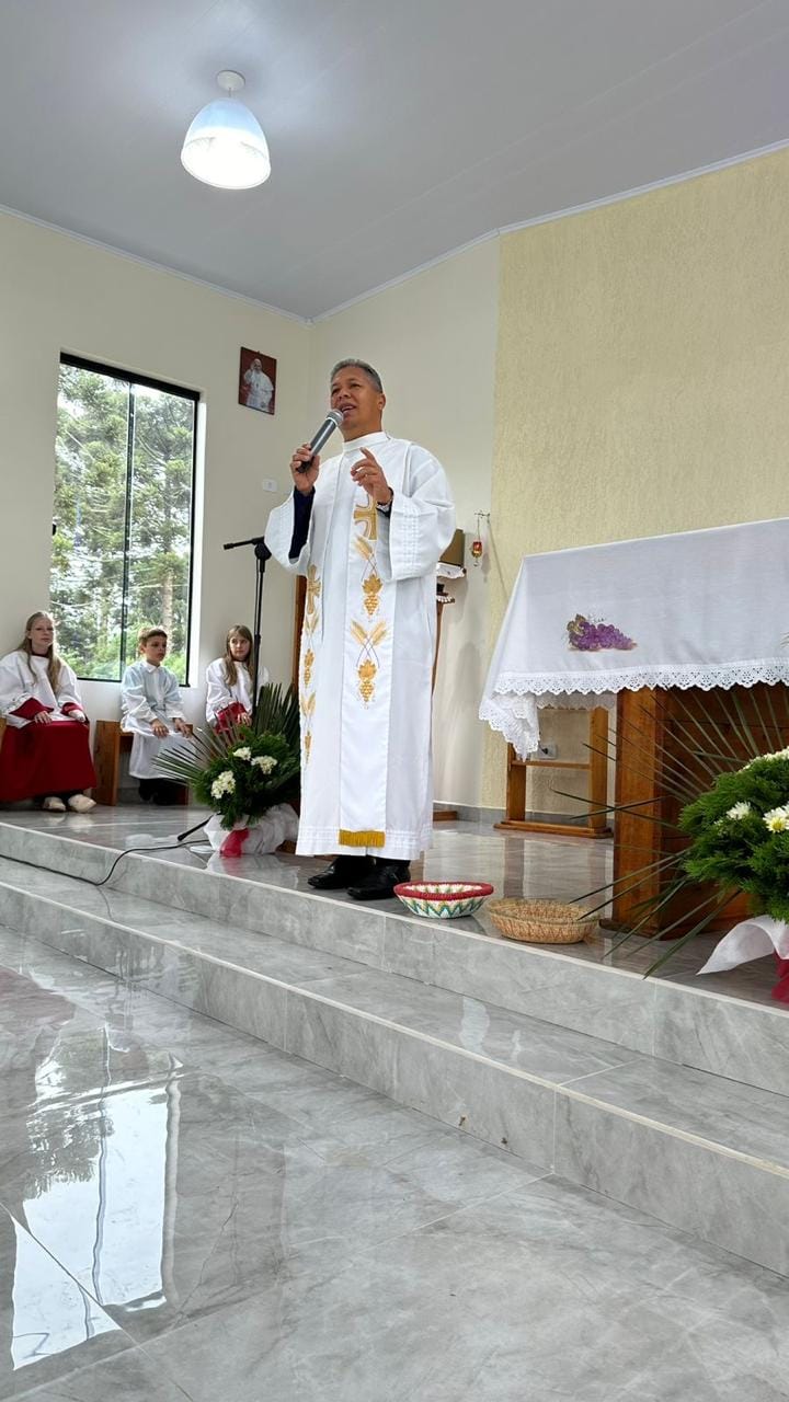 Paróquia de Sant’Ana inaugura nova Capela