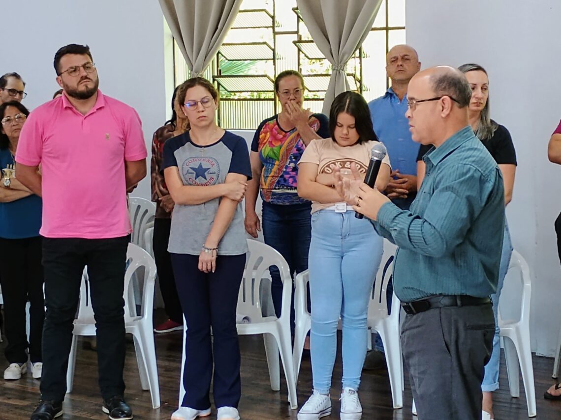Paróquia Santa Bárbara recebe Visita Pastoral de Dom Walter Jorge