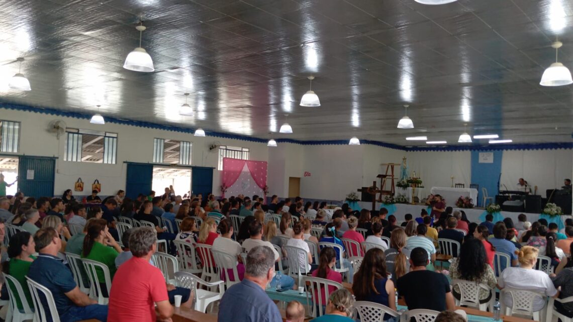 Paróquia de Antônio Olinto comemora 46 anos