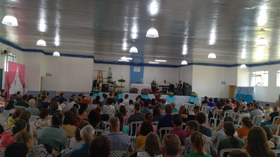 Paróquia de Antônio Olinto comemora 46 anos