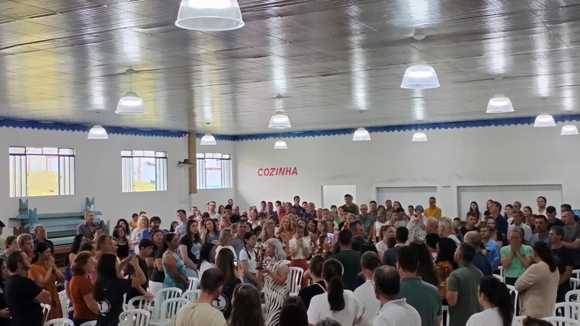 Paróquia de Antônio Olinto comemora 46 anos