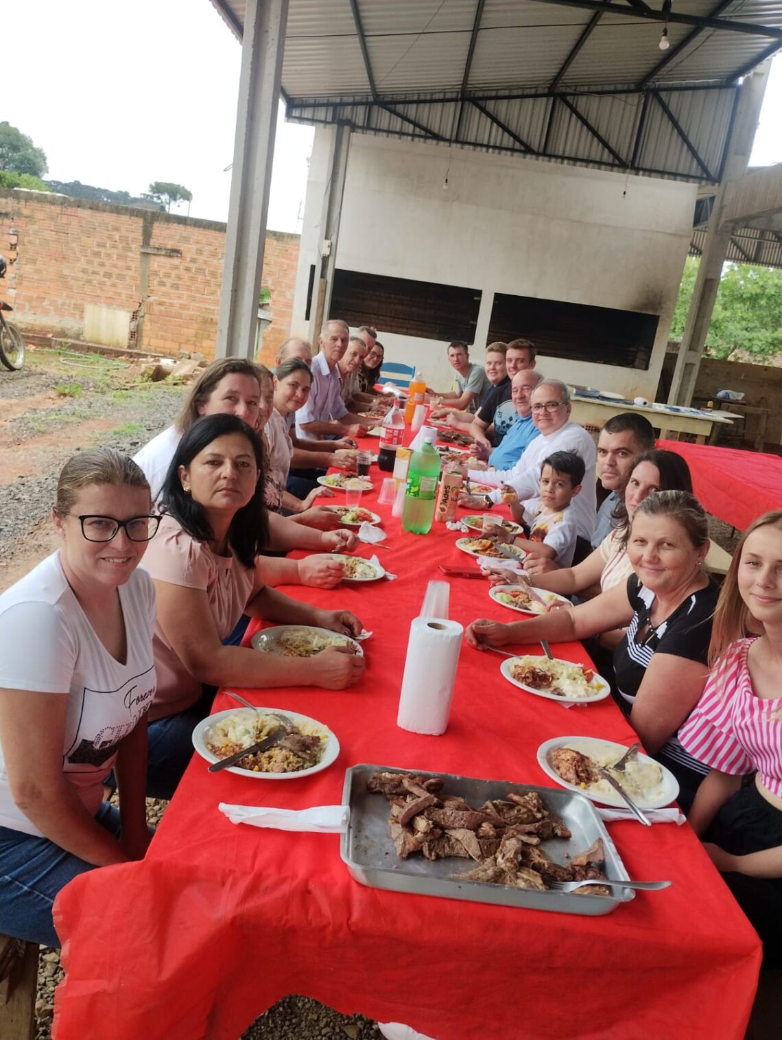 Paróquia da Vila Nepomuceno em São Mateus do Sul acolhe Dom Walter Jorge em Visita Pastoral