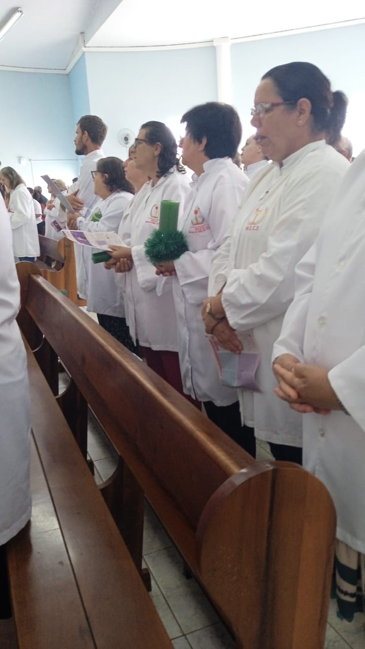 Paróquia da Vila Nepomuceno em São Mateus do Sul acolhe Dom Walter Jorge em Visita Pastoral