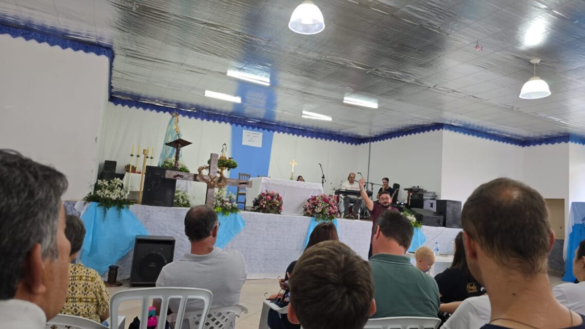 Paróquia de Antônio Olinto comemora 46 anos