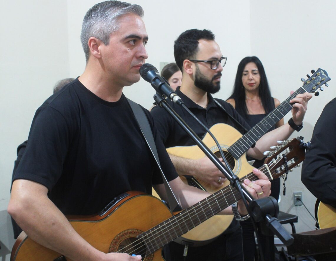 Padre Daniel é ordenado na Matriz Senhor Bom Jesus
