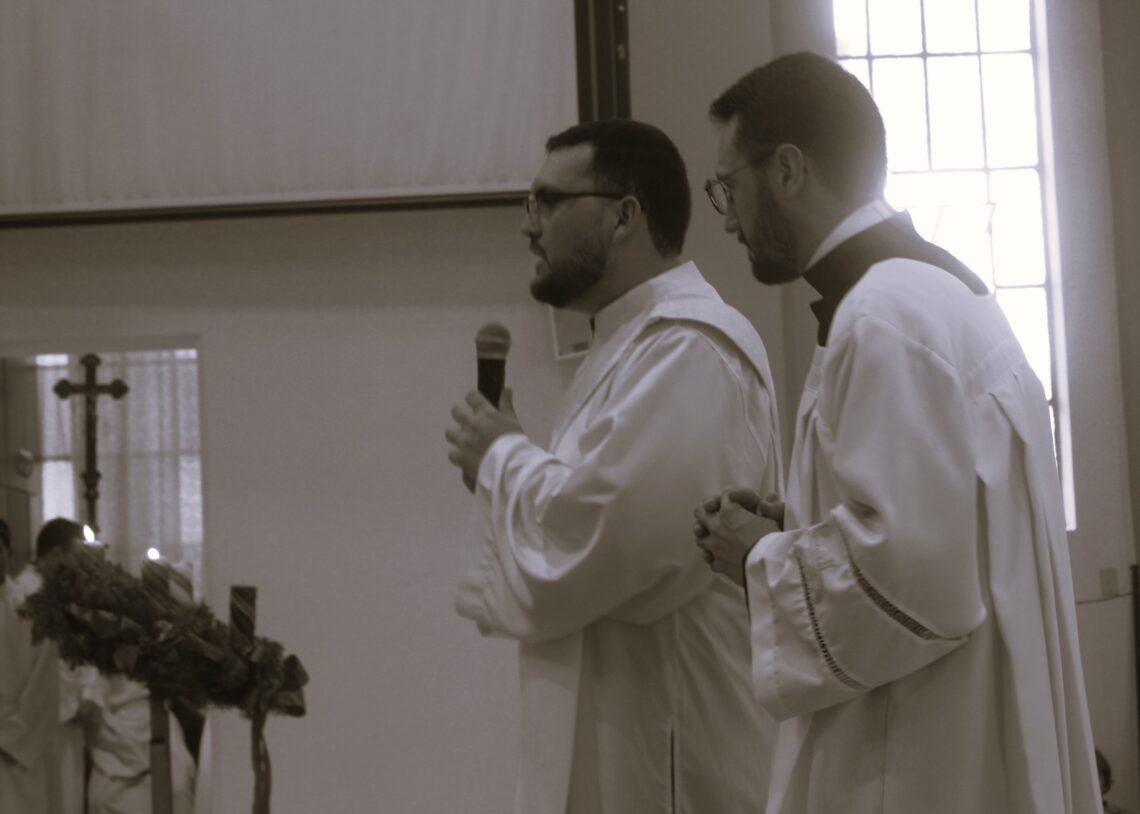 Padre Daniel é ordenado na Matriz Senhor Bom Jesus