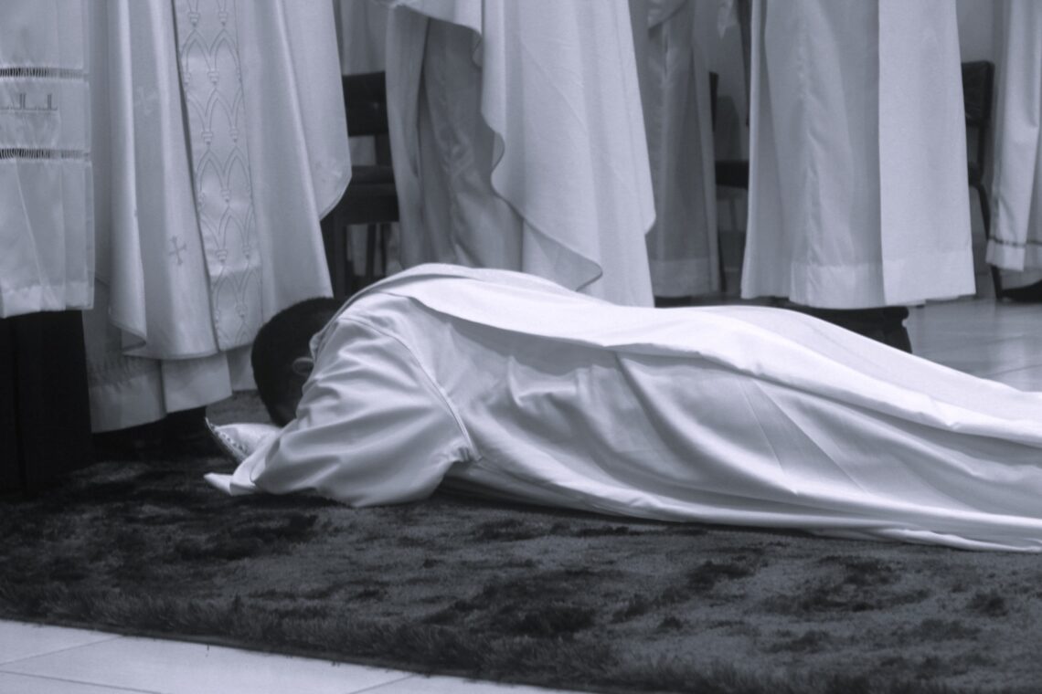 Padre Daniel é ordenado na Matriz Senhor Bom Jesus