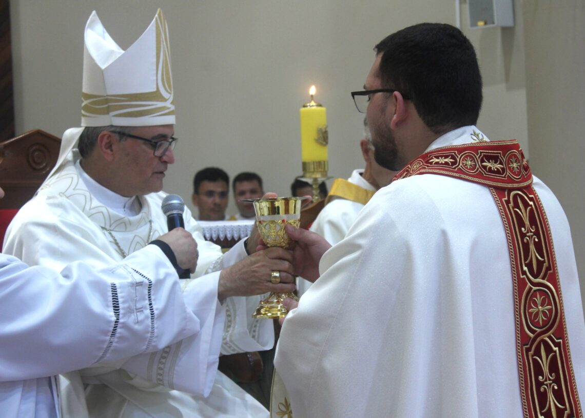 Padre Daniel é ordenado na Matriz Senhor Bom Jesus