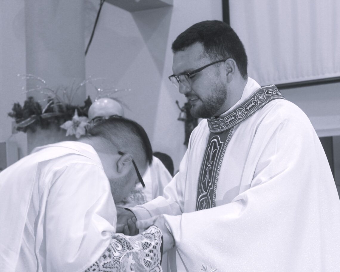 Padre Daniel é ordenado na Matriz Senhor Bom Jesus