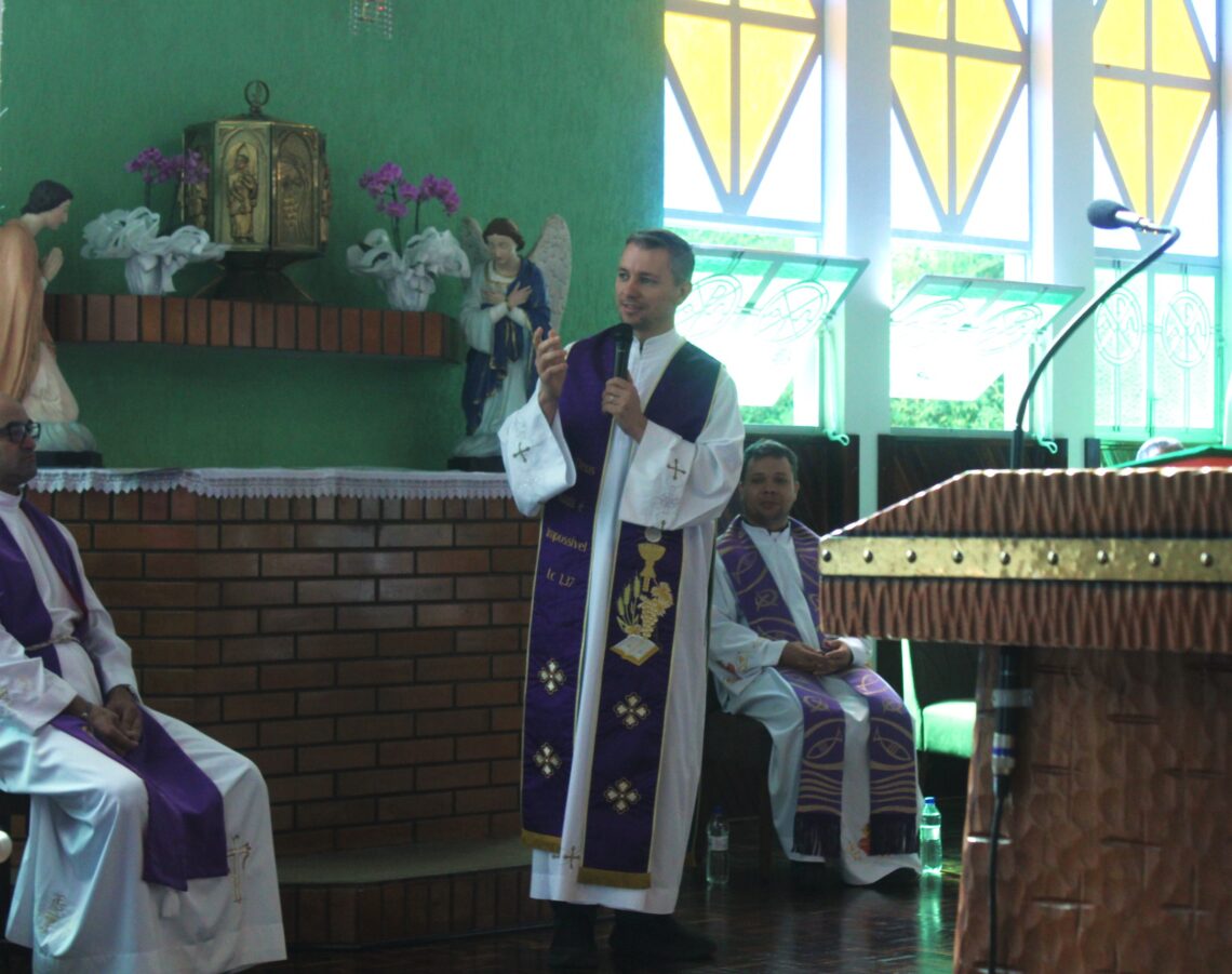Padre Diego é novo Administrador Paroquial na Paróquia Santa Bárbara