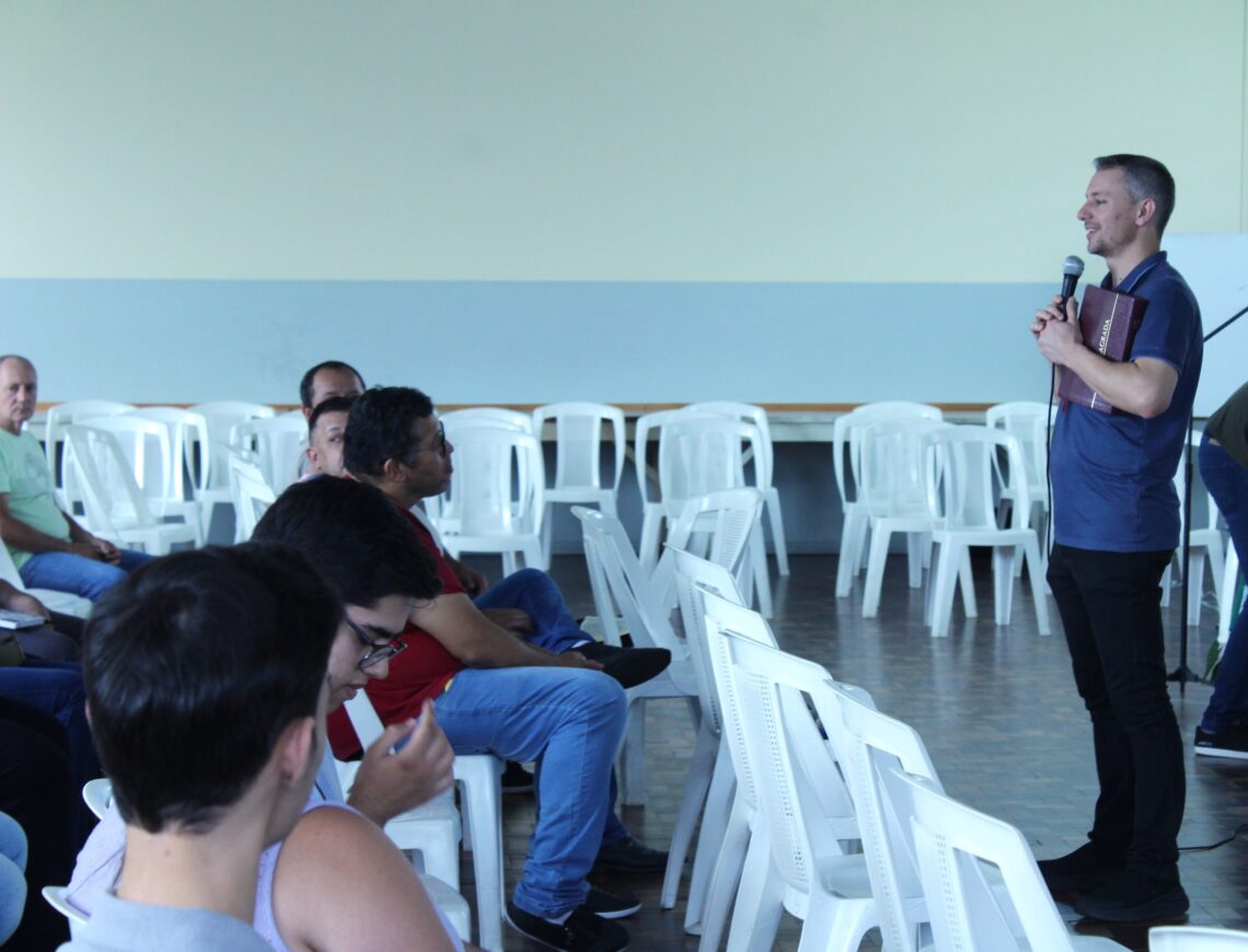 Coordenadores de Mece’s e coroinhas participam de Encontro Diocesano