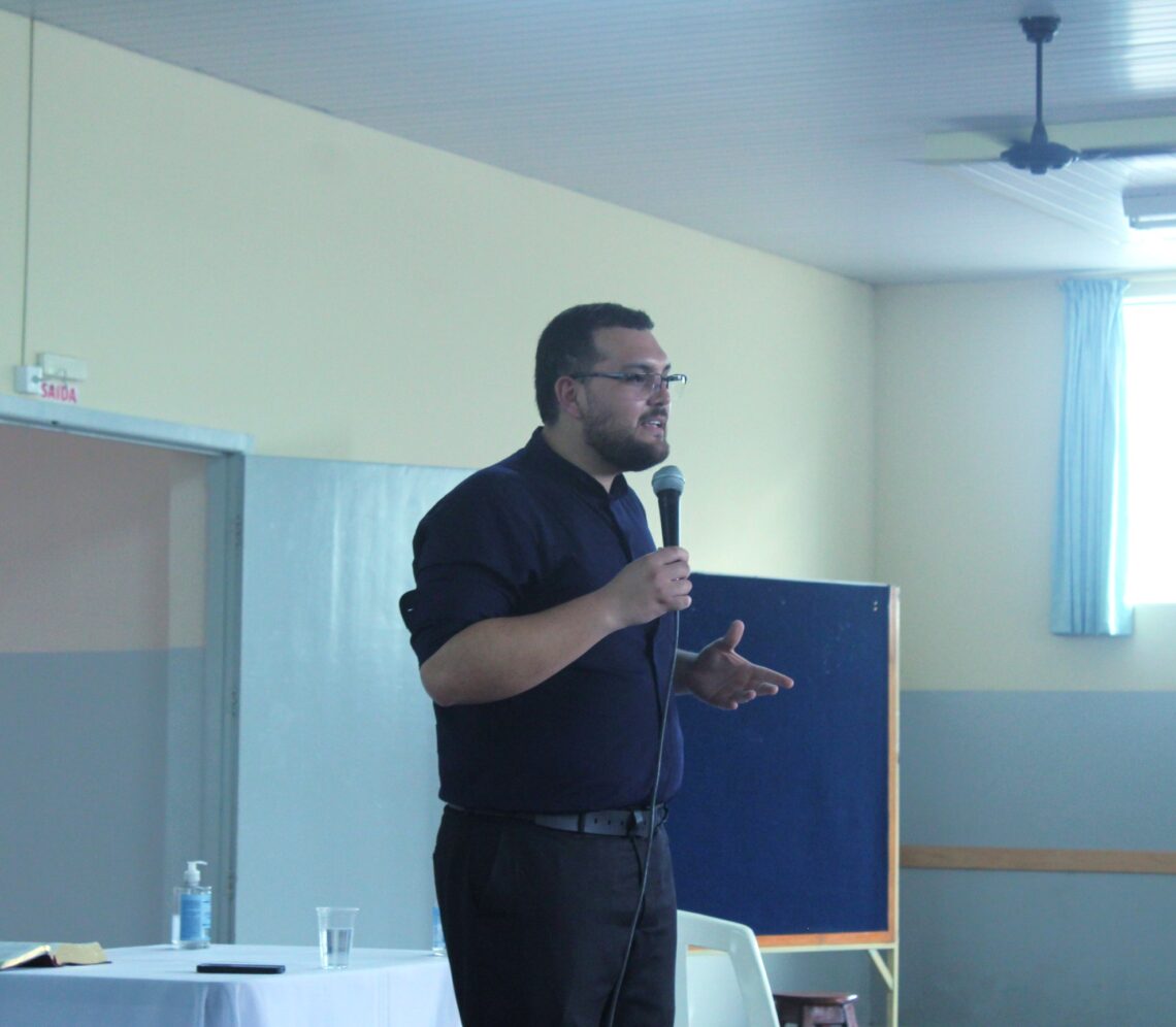 Coordenadores de Mece’s e coroinhas participam de Encontro Diocesano