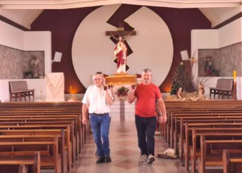 Paróquia Nossa Senhora do Perpétuo Socorro recebe imagem peregrina do Sagrado Coração de Jesus
