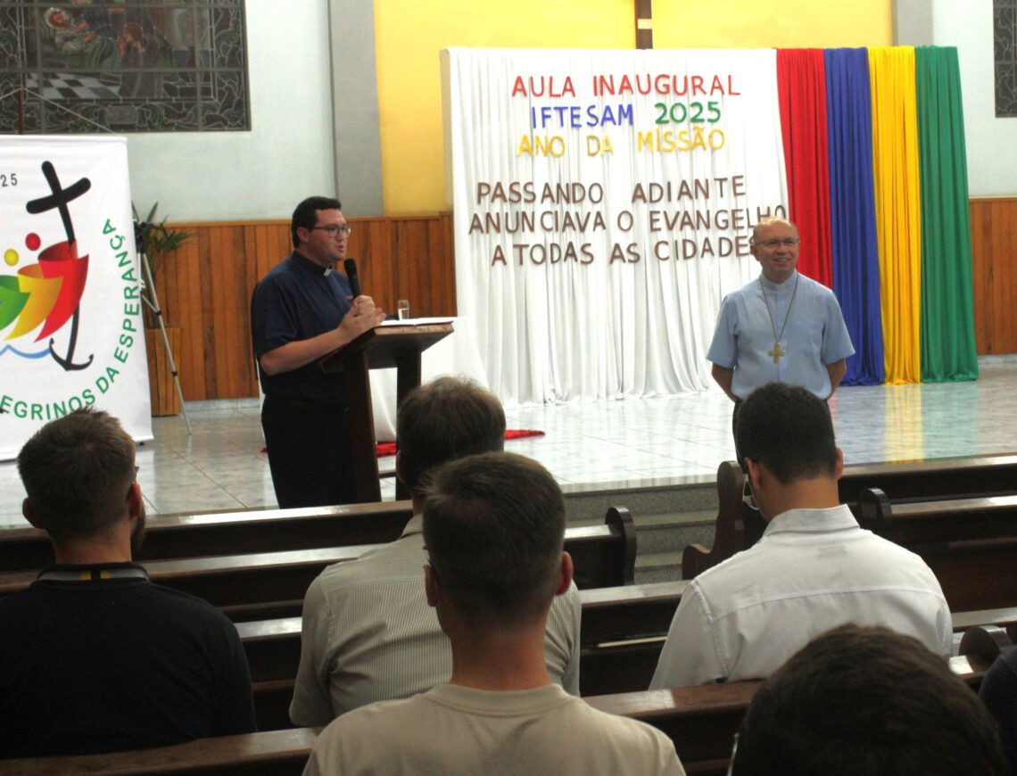 Aula Inaugural marca o início do ano letivo no Seminário Diocesano