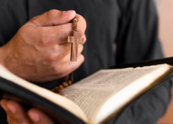 Palavra do Bispo: Todos precisamos nos converter urgentemente