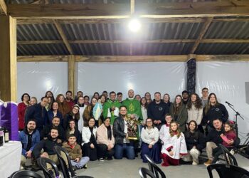 Juventude se reúne para Retiro em Porto Vitória