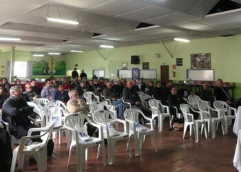 Paróquia São Cristóvão e Nossa Senhora da Salette sedia Reunião do Clero e Catequistas