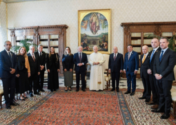 Papa recebe o presidente brasileiro Luiz Inácio Lula da Silva no Vaticano