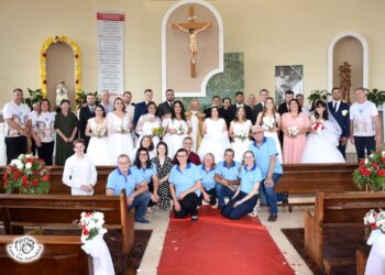 Nove casais recebem o Sacramento do Matrimônio em Casamento Comunitário