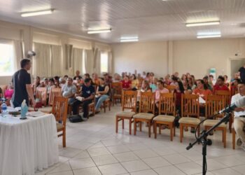 Formação Litúrgica reúne ministérios paroquiais na Paróquia São Mateus