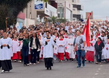 Aproximadamente 2 mil fiéis participam da Peregrinação Setor São Mateus