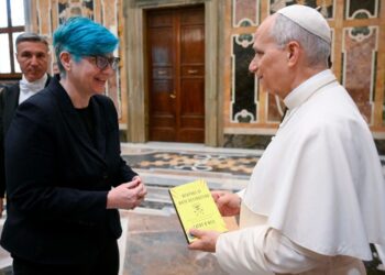 Leão XIV pede uma “educação digital ética” para proteger as crianças na era da IA