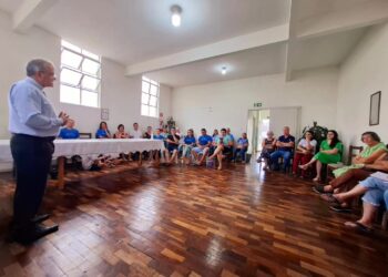 Visita Pastoral na Paróquia Nossa Senhora do Rocio marca três dias de missão e despedida de Dom Walter Jorge