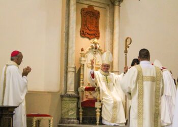 Dom Walter Jorge toma posse como bispo da Diocese da Campanha