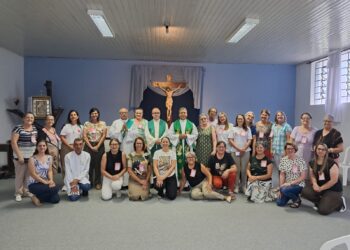 Assembleia Ordinária da Cáritas Diocesana de União da Vitória reúne membros para oração, planejamento e formação
